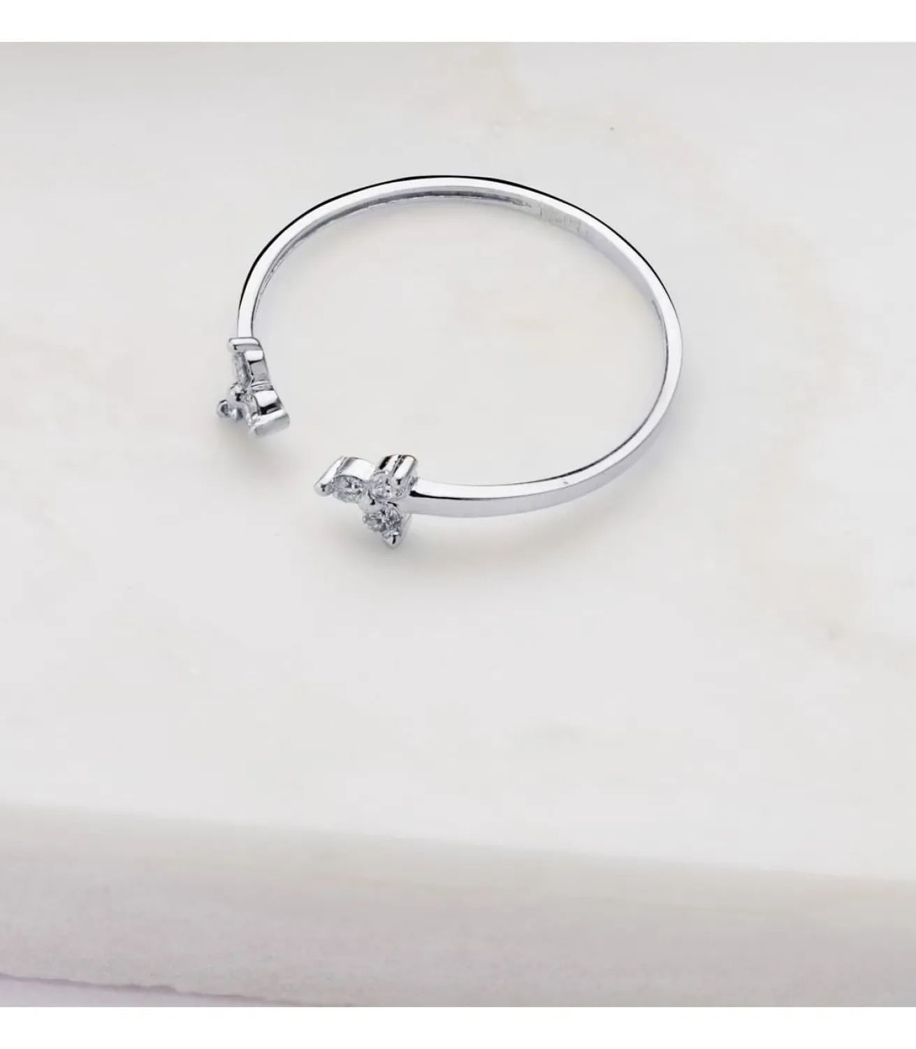Anillo Connor Oro Blanco 18K Diamantes 0.090 Qts.<Alda Joyeros New