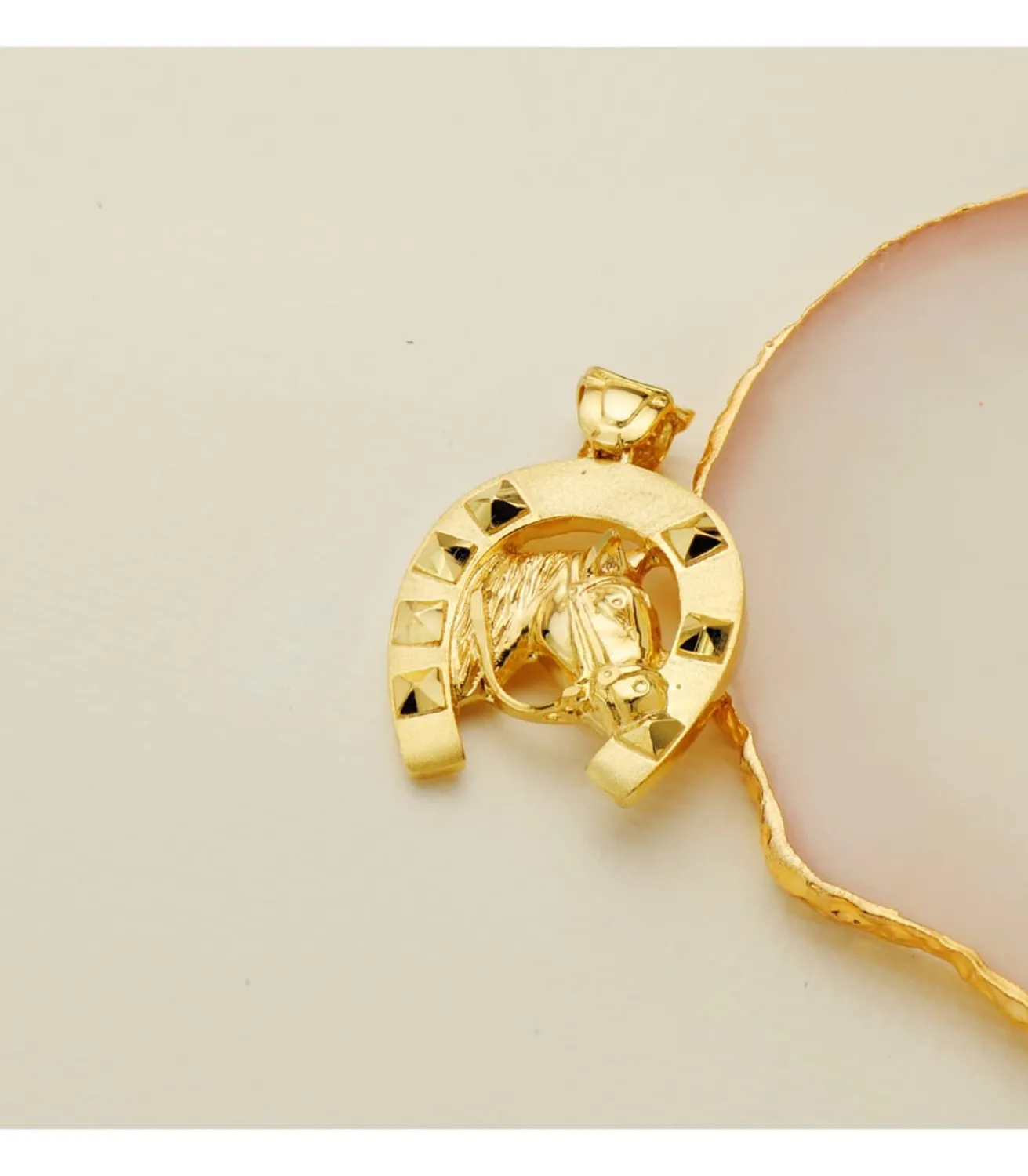 Colgante Herradura Con Caballo Oro 18K 29 Mm<Alda Joyeros Store
