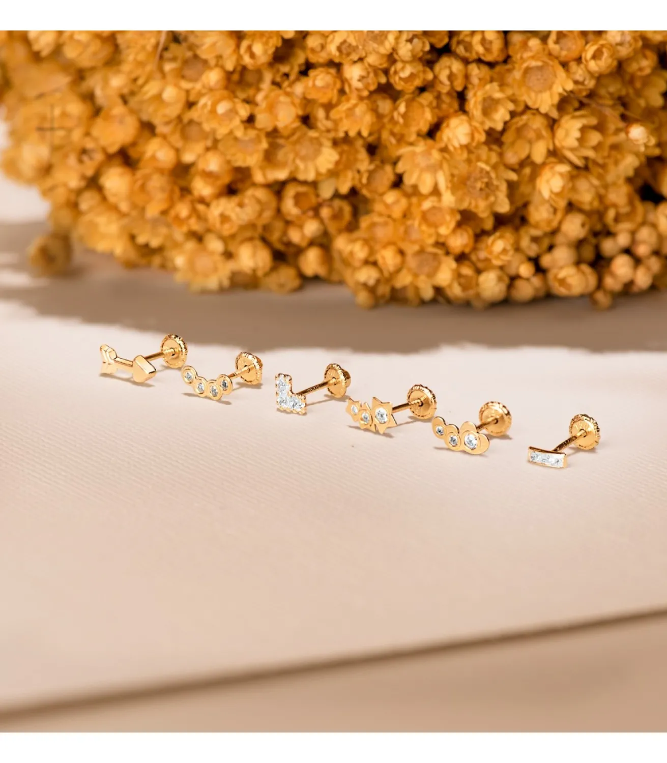Pendiente Suelto Flecha Oro Amarillo 18K<Alda Joyeros Store